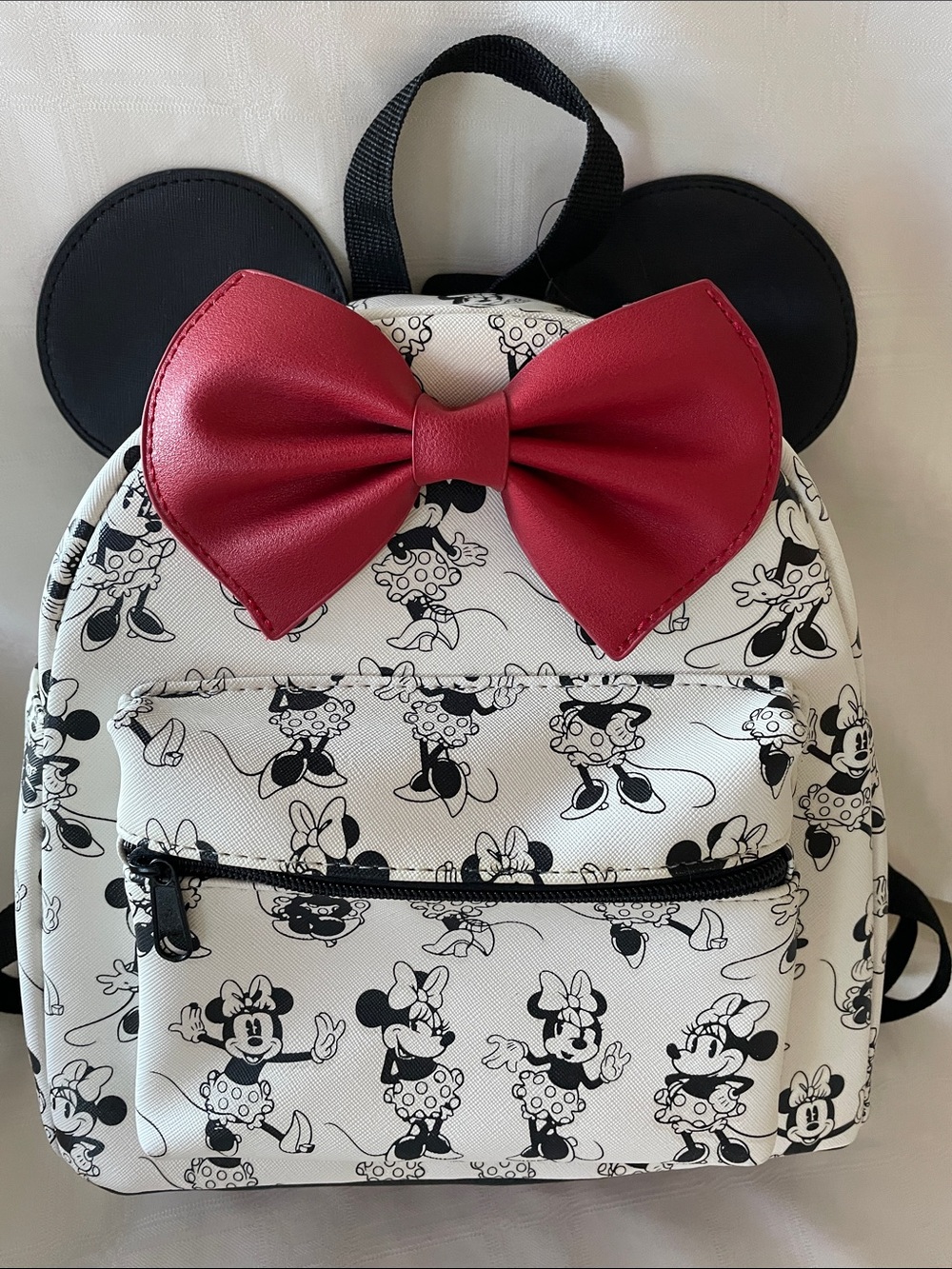 Minnie Mouse Bow Accent Mini Backpack - Red Bow, Black & White